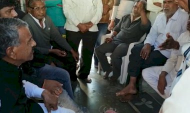 पुर्व विधायक केसाराम चौधरी व प्रधान देवासी ने की जोजावर में पीड़ित परिवार से मुलाकात