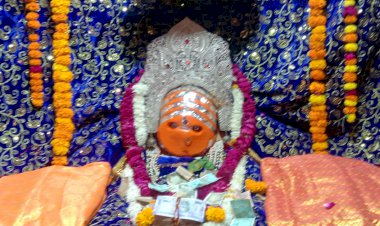 चौथ माता मंदिर में कथा समापन पर हुआ हवन यज्ञ