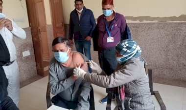 बहरोड़ में टीकाकरण से नहीं आया कोई साईड इफैक्ट - डा. आदर्श अग्रवाल