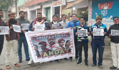 तांडव वेब सीरीज के विरोध में करणी सेना ने किया अलवर शहर में तांडव