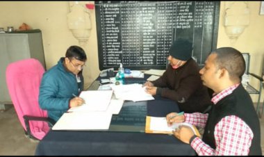 एसडीएम ने विभिन्न कार्यालयों का किया औचक निरीक्षण