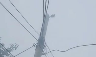 11 केवी विधुत लाइन टूटी, गांव में दौडा करन्ट ग्रामीणो की सर्तकता से टला हादसा