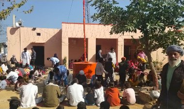 गांव नूर नगर में प्रकाश दिवस के उपलक्ष में गुरुद्वारे में किया अटूट लंगर का आयोजन