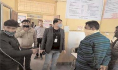 कठूमर विकास अधिकारी डॉ.समय सिंह मीणा ने किया ई-मित्रों का औचक निरीक्षण