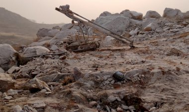 पुलिस ने माना गाधानेर के पहाड़ मे अवैध ब्लास्टिग फिर भी आरोपियों का कोई अता पता नही