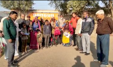 लायंस क्लब राजगढ़ ने गरीब और निर्धन लोगों को गर्म कंबल किए वितरित