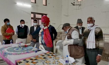 बयाना पहुचे कृषि विपणन निदेशालय के निदेशक,  व्यापारियो की सुनी समस्याए,समाधान का दिलाया भरोसा