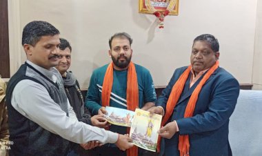 राम मंदिर निर्माण के लिए हृदय खोलकर सहयोग दे रहे है महुआ के दानदाता