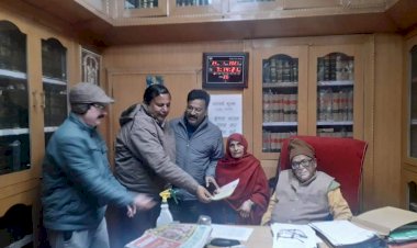 नगर सुधार न्यास भरतपुर के पूर्व अध्यक्ष ने श्रीराम मन्दिर निर्माण के लिए एक लाख एक हजार की समर्पण राशि की भेंट