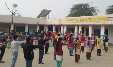 11वे मतदाता दिवस पर छात्र छात्राओं को दी मतदाता के अधिकारों की जानकारी