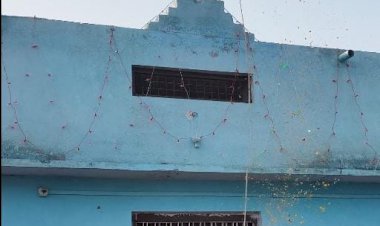 कठूमर कस्बे के अंबेडकर पार्क में किया झंडारोहण