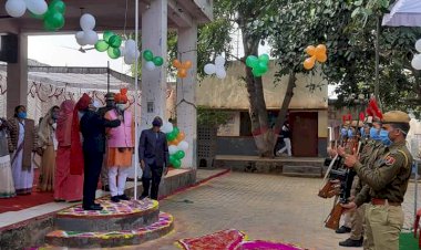 धूमधाम से मनाया 72 वां गणतंत्र दिवस, हुड़ला ने किया ध्वजारोहण