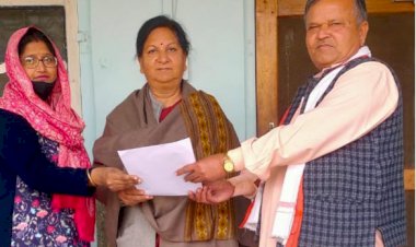 ग्राम विकास अधिकारियों ने अपनी मांगों को लेकर शुरू किया सत्याग्रह आंदोलन