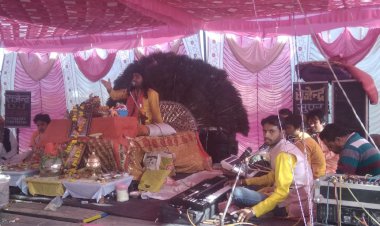 भागवत कथा मे चौथे दिन उमड़ा भक्तो का जन सैलाब, धूमधाम से मनाया कृष्णजन्म