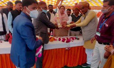 शिक्षा से ही देश का विकास सम्भव :- विधायक साफिया जुबेर खान