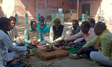 ग्राम विकास अधिकारी संघ ने किया पंचायत समिति में हवन यज्ञ