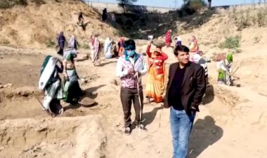 विकास अधिकारी डा. समय सिंह मीना ने कठूमर मे मनरेगा कार्याे का किया निरीक्षण