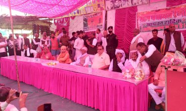 सड़कों के शिलान्यास के बाद अलवर सांसद ने की जनसुनवाई सम्बन्धित उच्चाधिकारियों को दिए दिशा-निर्देश