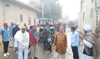 ग्राम गोकुलपुर में आम रास्ते मे भरे कीचड़ से ग्रामीणों में भारी रोष, लगाया सड़क पर लगाया जाम