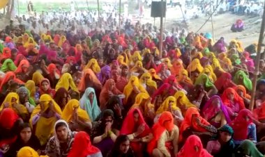 ब्रज के पर्वतों पर हो रहे विनाशकारी खनन के खिलाफ भागवत कथा में हरिनाम के साथ गूंजी आंदोलन को तीव्र करने की हुंकार