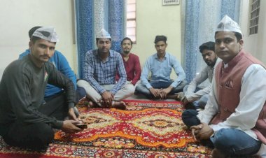 आम आदमी पार्टी ने दी पुलवामा हमले में शहीद जवानो को श्रद्धाजंलि