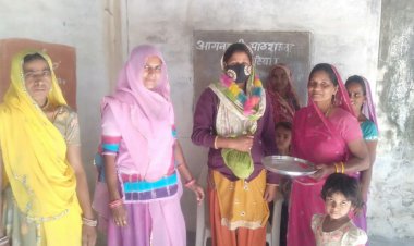 चिरपटिया के आंगनवाड़ी केंद्र में गोद भराई कार्यक्रम का हुआ आयोजन