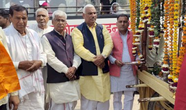 लोक देवता देवनारायण की छटी पद यात्रा निकाली