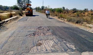 खबर का हुआ असर- पीडब्ल्यूडी अधिकारी आनन फानन मे कर रहे लीपापोती का कार्य