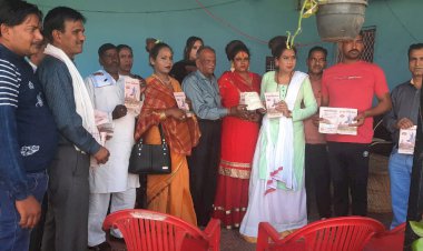 राम मंदिर निर्माण मे किन्नर महंत संजना देवी ने 121121 रुपये का किया राशि समर्पण