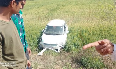 टेम्पो को बचाने की कोशिश मे कार खेत मे जाकर हुई दुर्घटनाग्रस्त