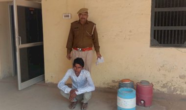 मोबाइल पर महिला को तीन तलाक देने वाला गिरफ्तार, भेजा जेल