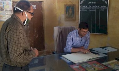 ब्लॉक मुख्य शिक्षा अधिकारी कार्यालय में आधा दर्जन कार्मिक ड्यूटी पर मिले अनुपस्थित