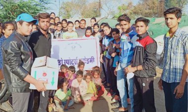 लाड़ो स्पोर्ट्स एकेडमी ने झुग्गी झोपड़ी में किया स्वच्छता का कार्य