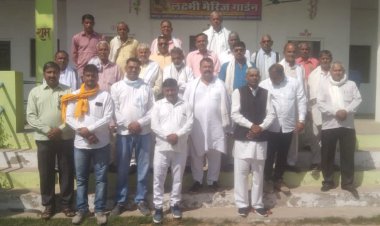 कठूमर जाट समाज की मासिक बैठक हुई सम्पन्न