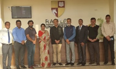 रैफल्स विश्वविद्यालय में प्रोफेसर (डॉ.) चेतन सिंह सोलंकी का किया जोरदार स्वागत