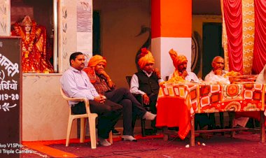 गुर्दानदी सरकारी स्कूल के वार्षिकोत्सव में मेधावी छात्र एवं छात्राओ का किया सम्मान