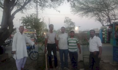 भीलवाड़ा के रीको औद्योगिक क्षेत्र एक नंबर चौराहा बस स्टॉप के पास पौधारोपण कार्यक्रम संपन्न