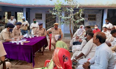 पुलिस अपने कार्य और व्यवहार से आमजन का विश्वास अर्जित करें - खमेसरा