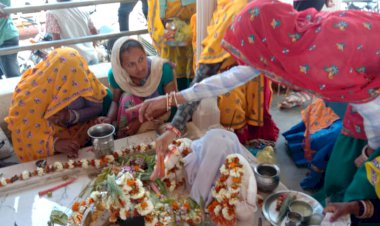 महाशिवरात्रि पर्व पर शिवालयों में गूंजे बम बम भोले के जयकारे