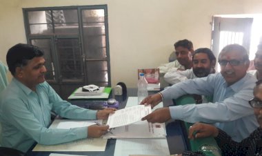 बयाना में गिरदावर संघ ने सौंपा ज्ञापन