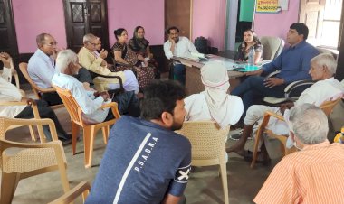 ग्राम पंचायत रामगढ़ की बैठक में बिजली-पानी-सफाई व्यवस्था को लेकर की गई चर्चा