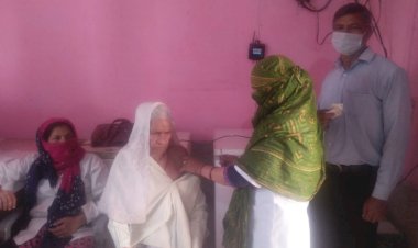 कोरोना संक्रमण से बचाव के लिए पथैना में 886 लोगो को लगी वैक्सीन