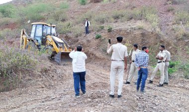 अरावली के पहाड़ों में हो रहे अवैध खनन को खाई खुदवाकर रोकने की कोशिश