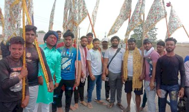 ग्राम तिनकिरुड़ी से खाटू धाम के लिए रवाना हुए पदयात्री