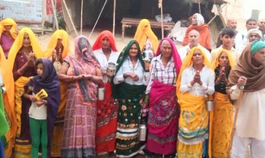 ब्रज की  महिलाओं ने संकल्प व पूजन के बाद प्रारंभ किया महापड़ाव का प्रचार