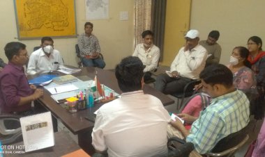 सभी अधिकारी कोरोना गाइडलाइंस की पूरी तरह पालना सुनिश्चित करें,  वसूली 1700 रुपए जुर्माना राशि