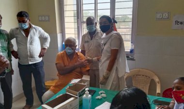 ग्राम पंचायत गाडरमाला के प्राथमिक स्वास्थ्य केंद्र पर कोविड 19 के वैक्सीनेशन अभियान की हुई शुरूआत