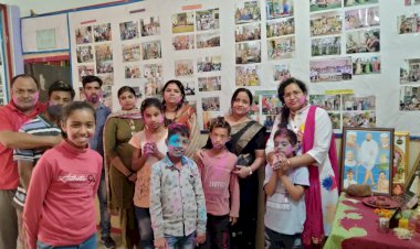 होली के रंग दिव्यांग बच्चों के संग