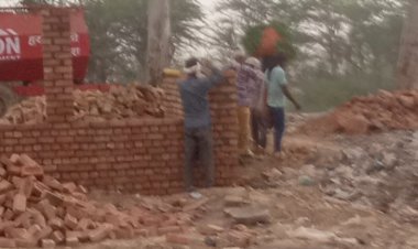 फर्जी दस्तावेजो सरकारी जमीन मे बिना मंजूरी के निर्माण का खेल जारी