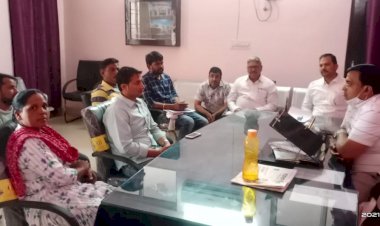 गर्मी बढ़ने के साथ ही गहराने लगा पानी का संकट, पेयजल समस्या को लेकर पालिका अध्यक्ष ने ली बैठक